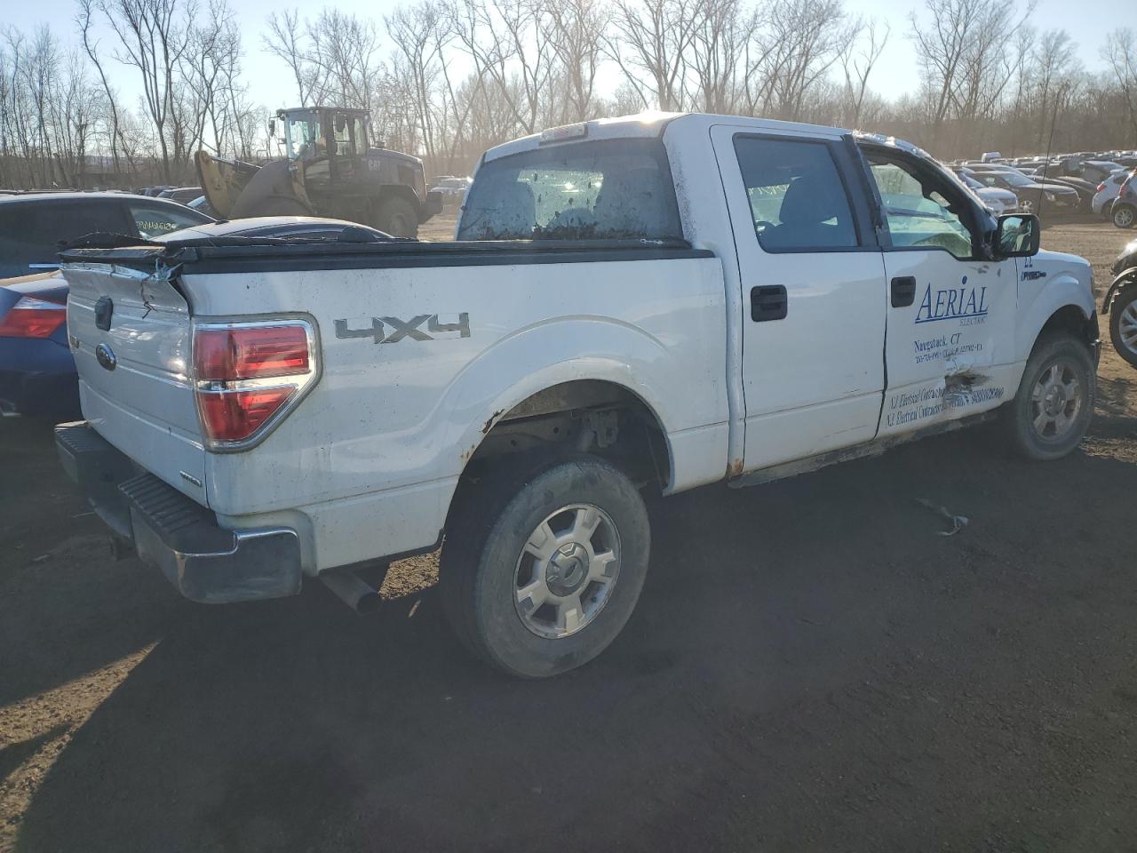 Image 3 of 2013 FORD F150 SUPERCREW 2013 with VIN 1FTFW1EF4DKF40182