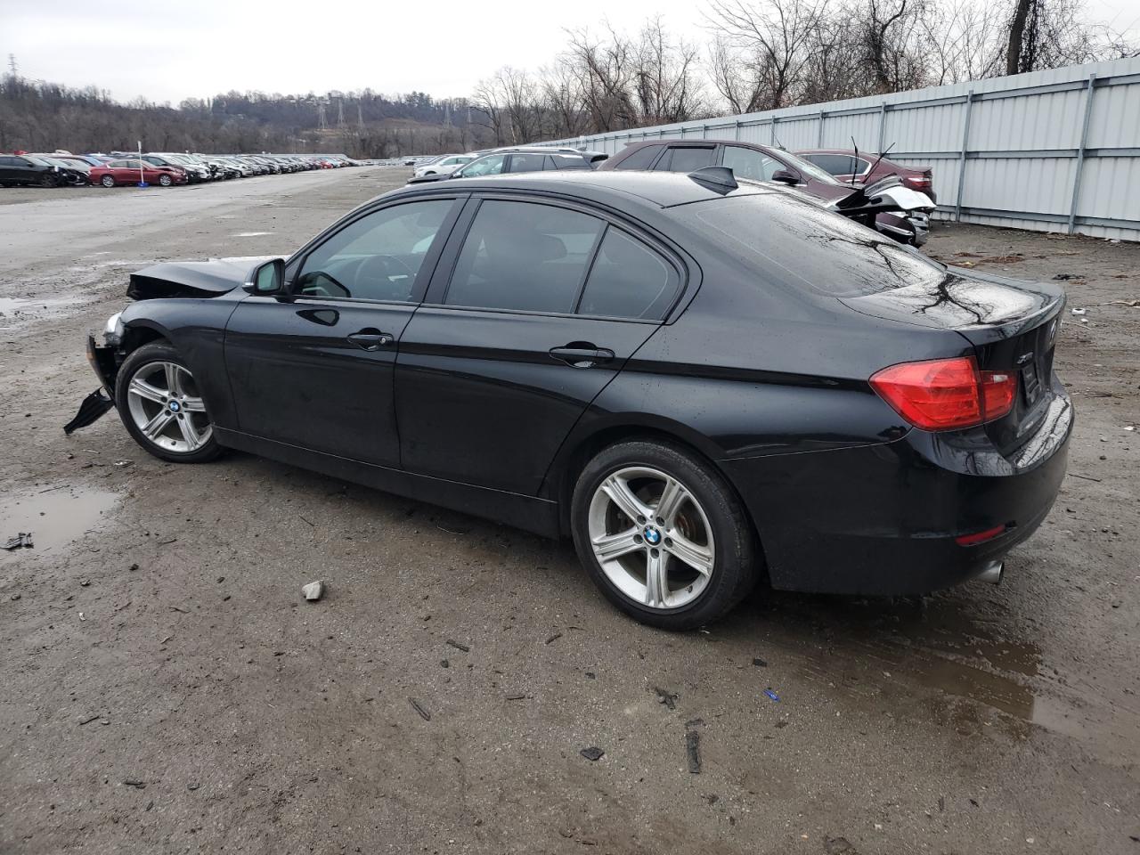 Image 2 of 2015 BMW 320 I XDRIVE 2015 with VIN WBA3C3G5XFNS73561