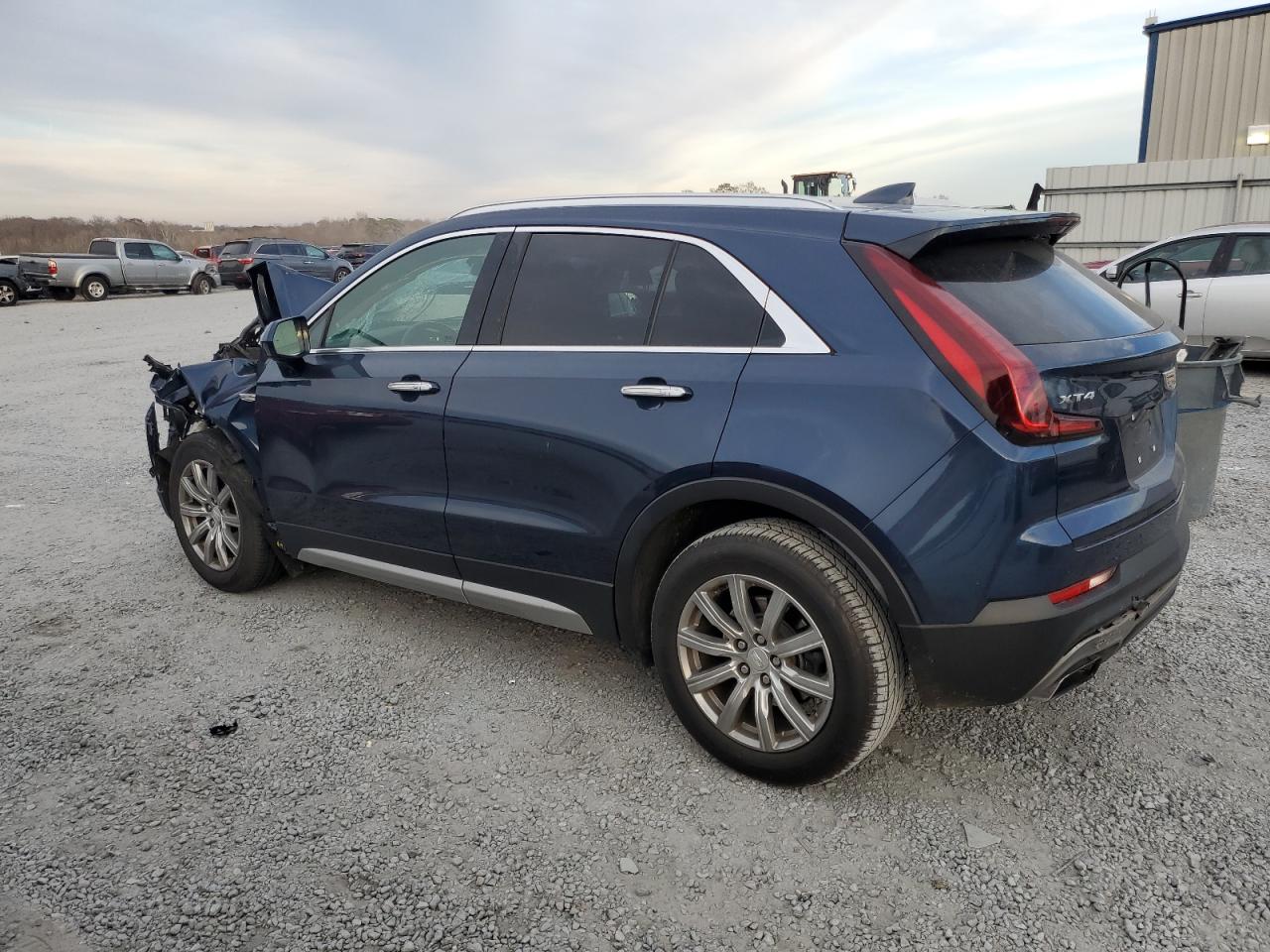 Obraz 2 z 2019 CADILLAC XT4 PREMIUM LUXURY 2019 z VIN 1GYFZCR49KF169886