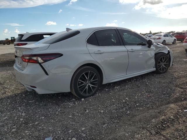 Изображение 3 2023 TOYOTA CAMRY SE NIGHT SHADE 2023 с VIN 4T1G11AK8PU115560