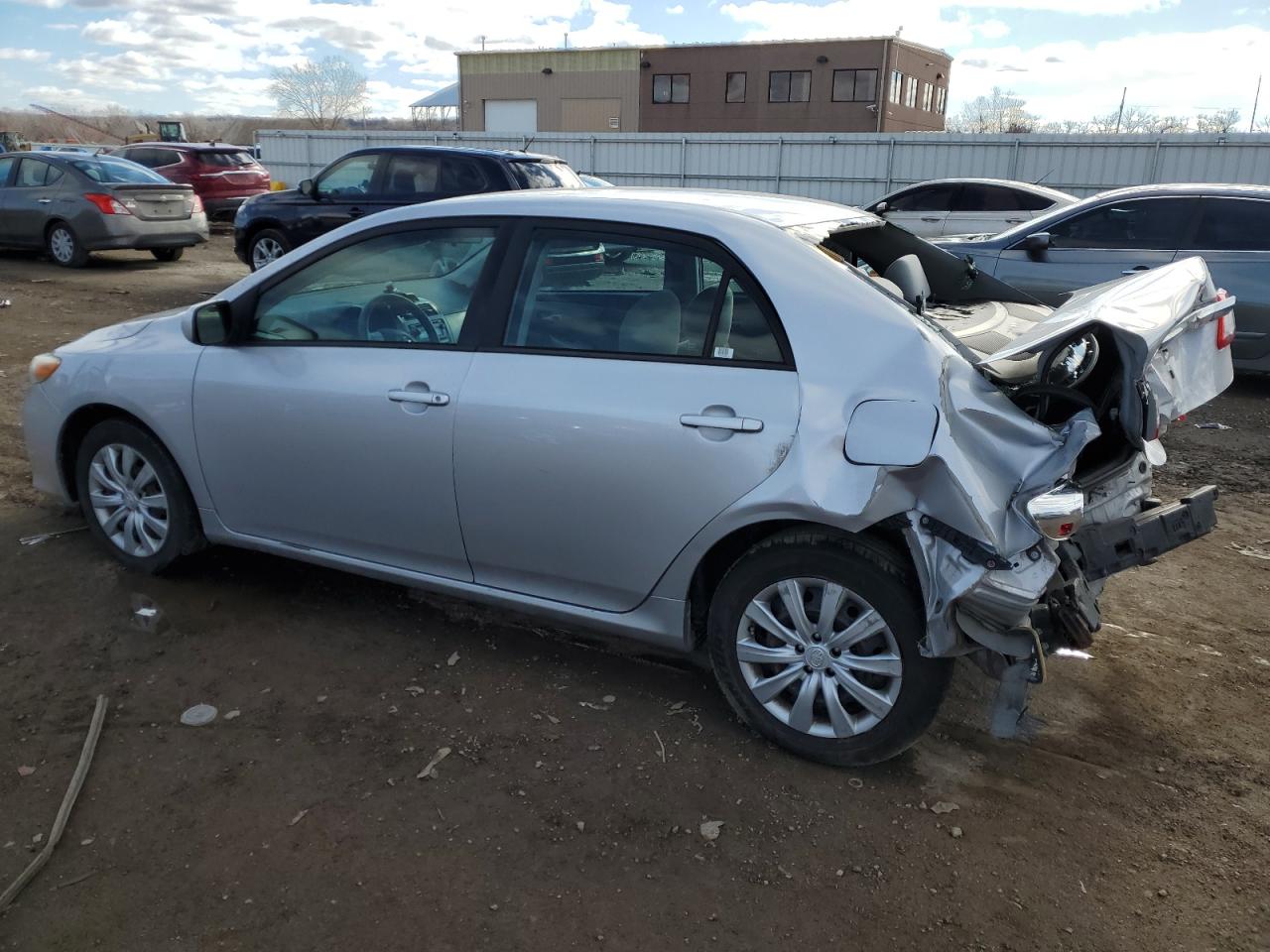 Изображение 2 2012 TOYOTA COROLLA BASE 2012 с VIN 2T1BU4EE2CC839747