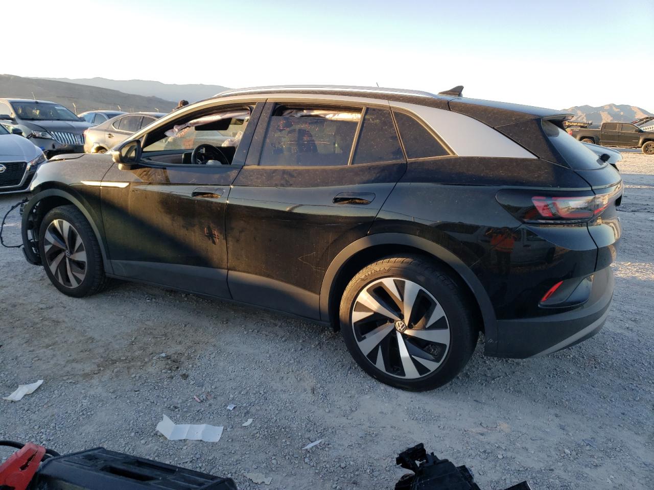 Image 2 of 2022 VOLKSWAGEN ID.4 PRO S 2022 with VIN WVGUNPE28NP051035