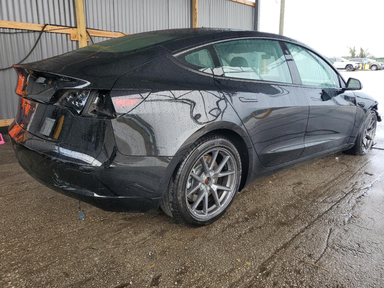 Obraz 3 z 2023 TESLA MODEL 3  2023 z VIN 5YJ3E1EA0PF454668