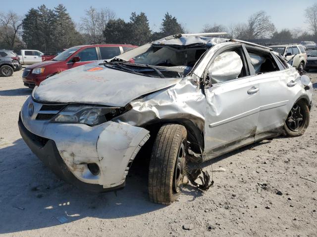 Image 1 of 2015 TOYOTA RAV4 LE 2015 with VIN JTMZFREVXFJ031645