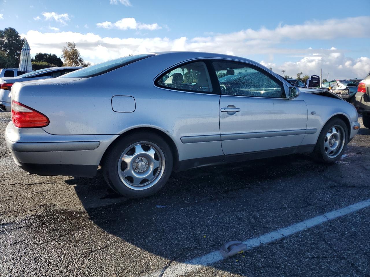 Изображение 3 1998 MERCEDES-BENZ CLK 320 1998 с VIN WDBLJ65G0WF030378