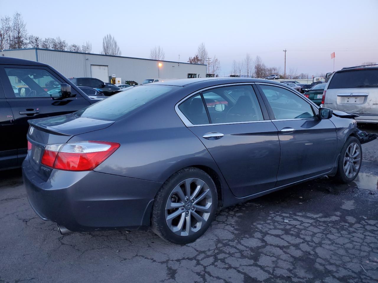 Изображение 3 2014 HONDA ACCORD SPORT 2014 с VIN 1HGCR2F5XEA045497