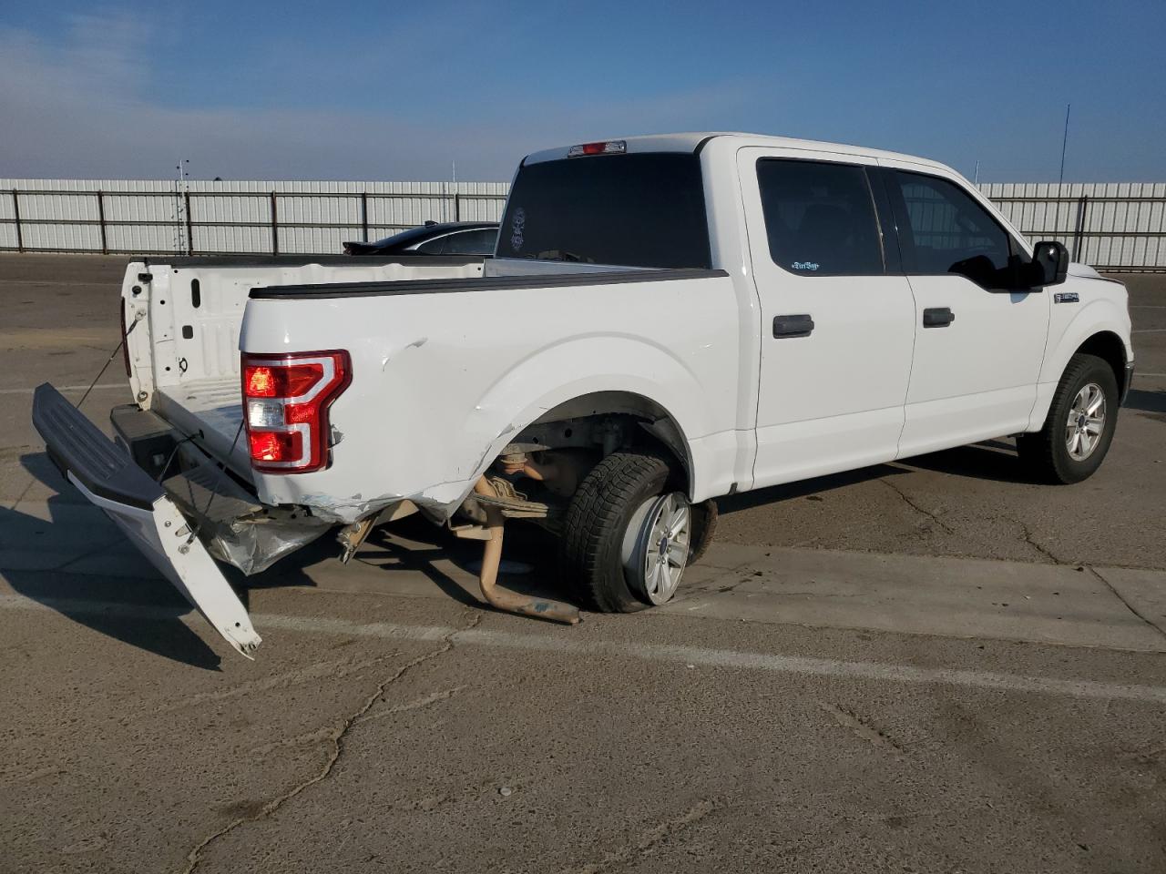 Obraz 3 z 2018 FORD F150 SUPERCREW 2018 z VIN 1FTEW1CB1JKE79316