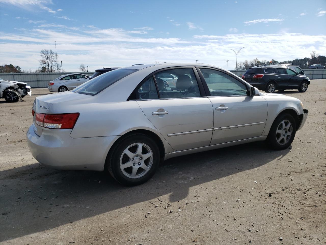 Obraz 3 z 2006 HYUNDAI SONATA GLS 2006 z VIN KMHEU46C56A146170