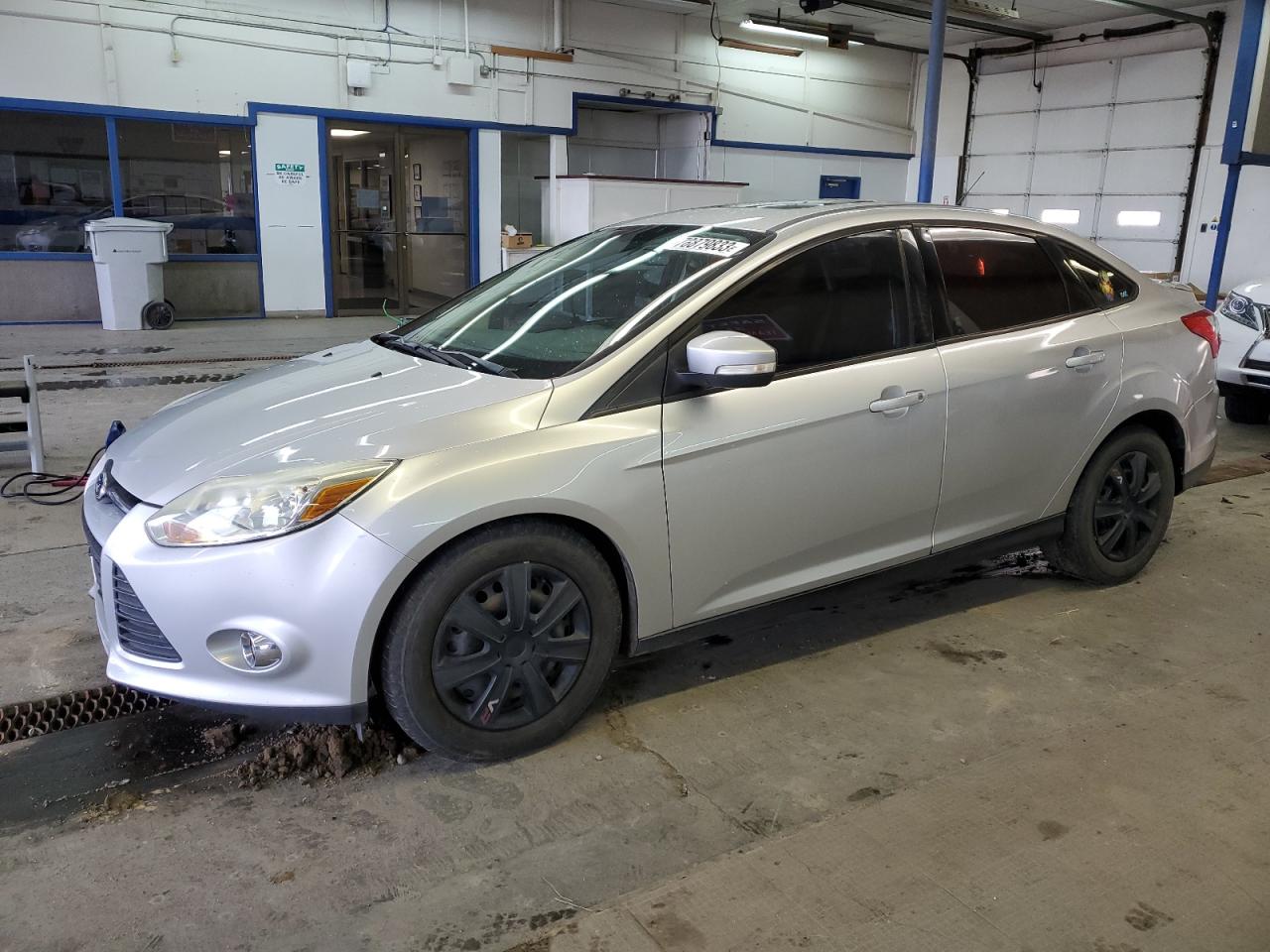 Изображение 1 2013 FORD FOCUS SE 2013 с VIN 1FADP3F27DL279173