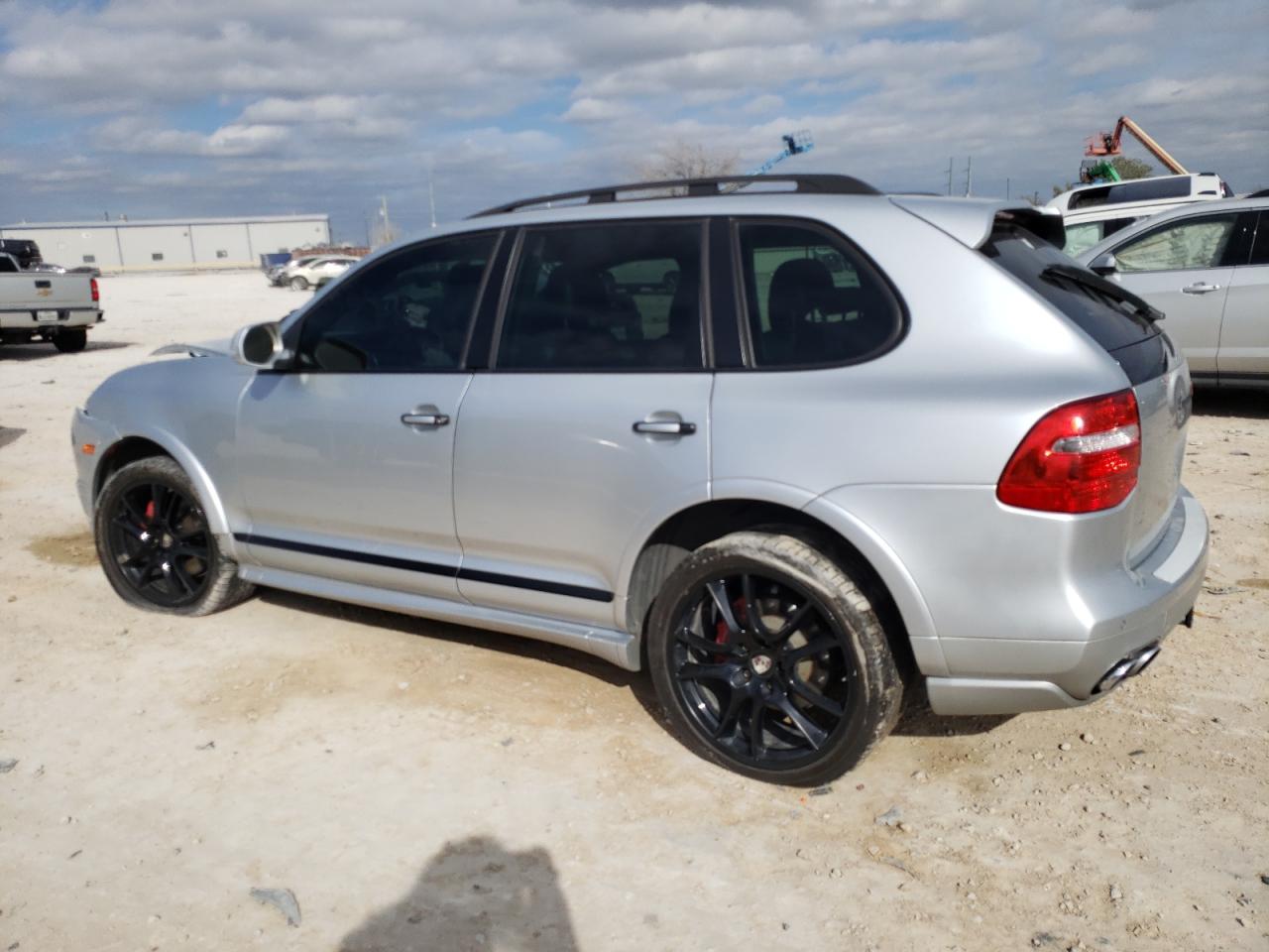 Obraz 2 z 2009 PORSCHE CAYENNE GTS 2009 z VIN WP1AD29P09LA66031