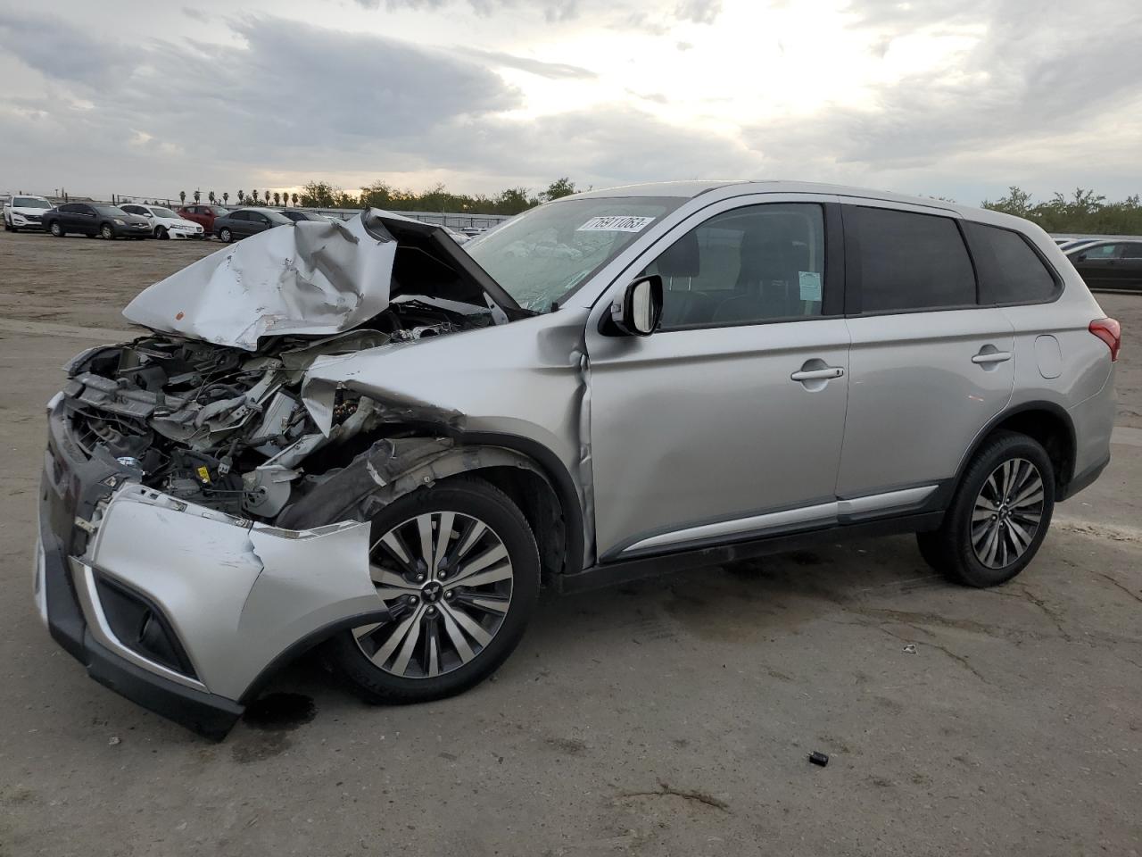Obraz 2019 MITSUBISHI OUTLANDER SE 2019