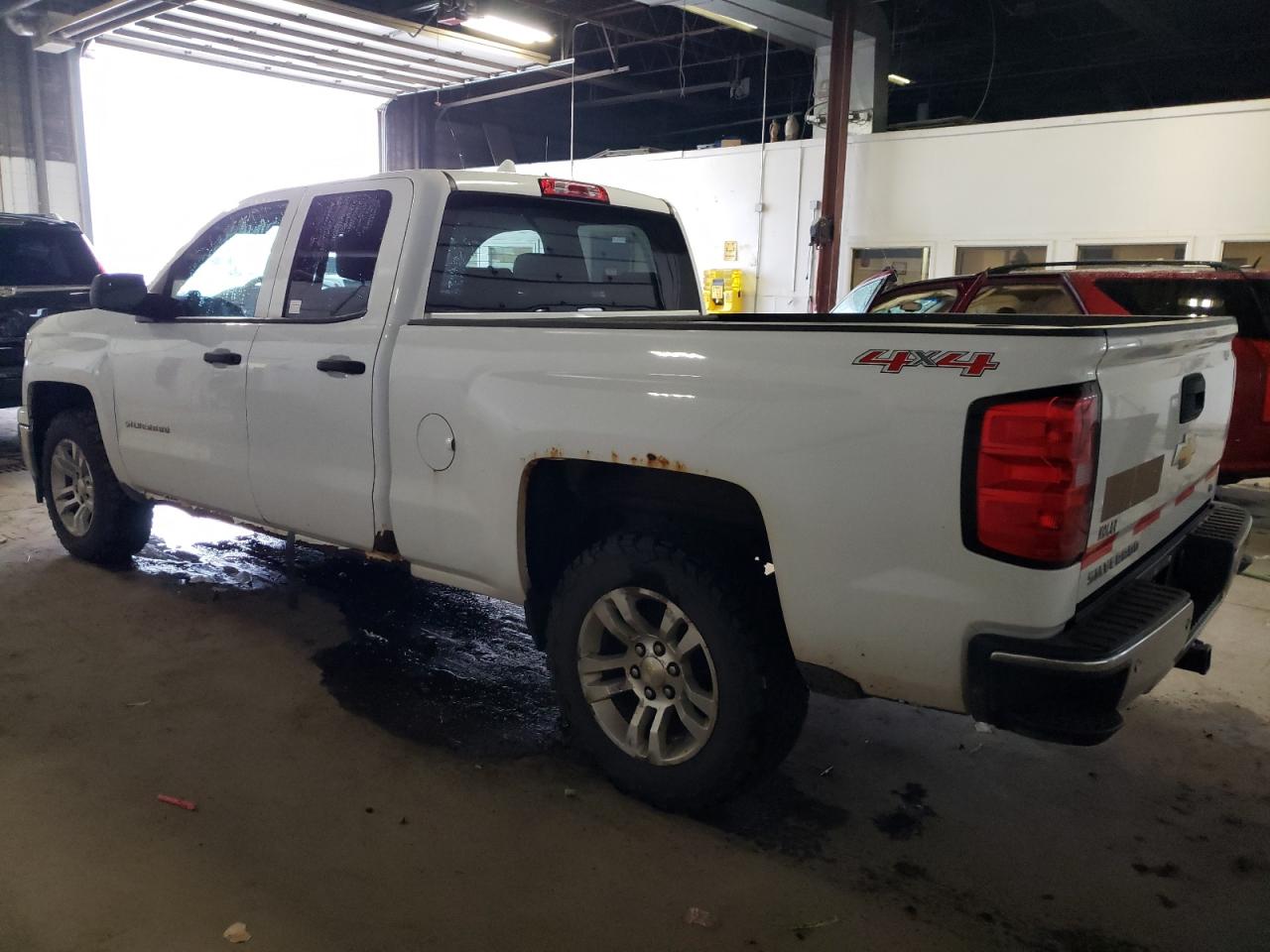 Изображение 2 2014 CHEVROLET SILVERADO K1500 LT 2014 с VIN 1GCVKREC3EZ373933