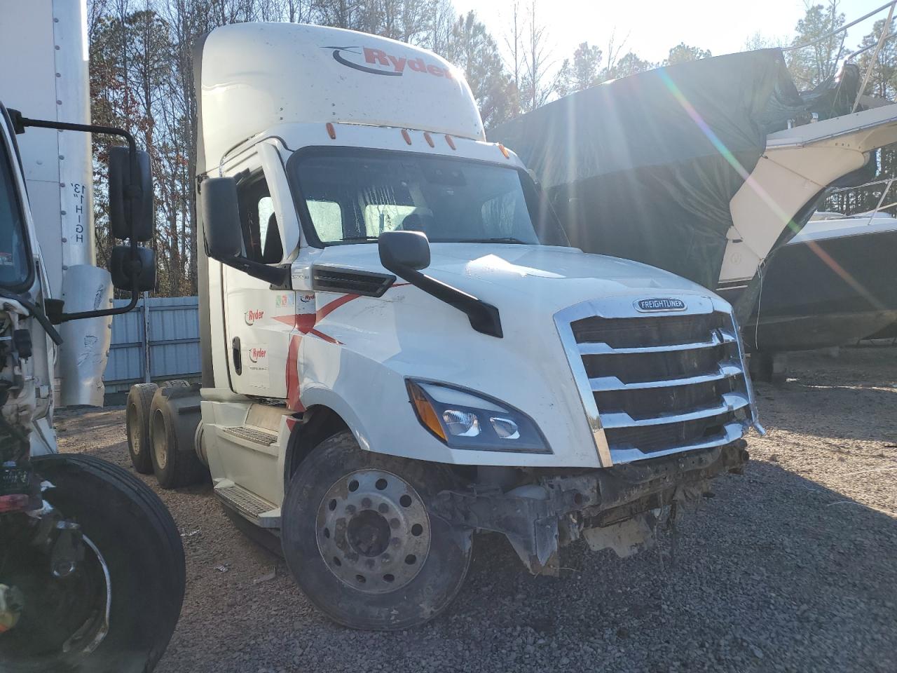 Изображение 2021 FREIGHTLINER CASCADIA 126  2021