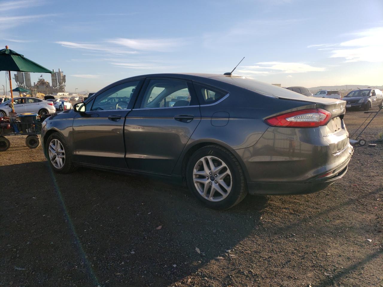 Image 2 of 2016 FORD FUSION SE 2016 with VIN 3FA6P0H71GR342208