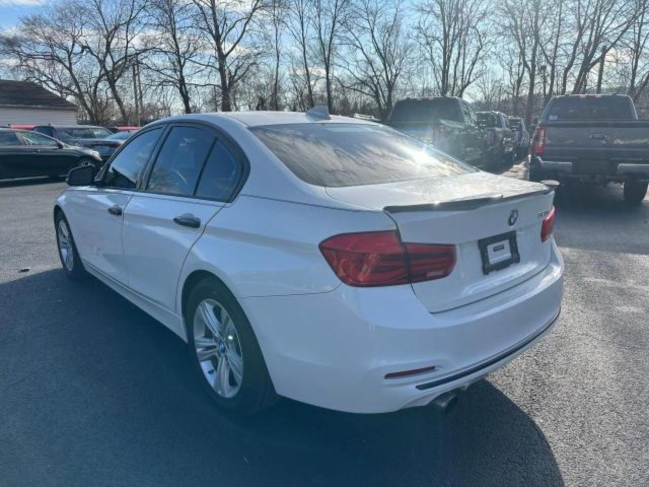 Obraz 3 z 2016 BMW 328 I SULEV 2016 z VIN WBA8E9C52GK646913