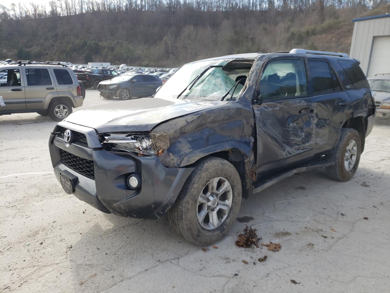 Изображение 1 2016 TOYOTA 4RUNNER SR5/SR5 PREMIUM 2016 с VIN JTEBU5JR8G5347608