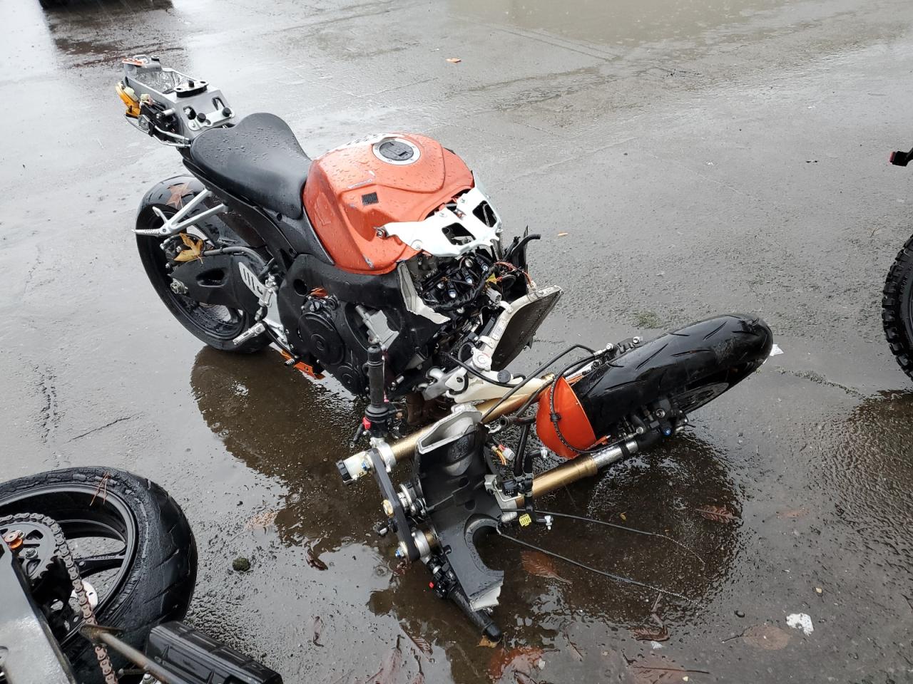Image 1 of 2007 SUZUKI GSX-R600  2007 with VIN JS1GN7DA972123199