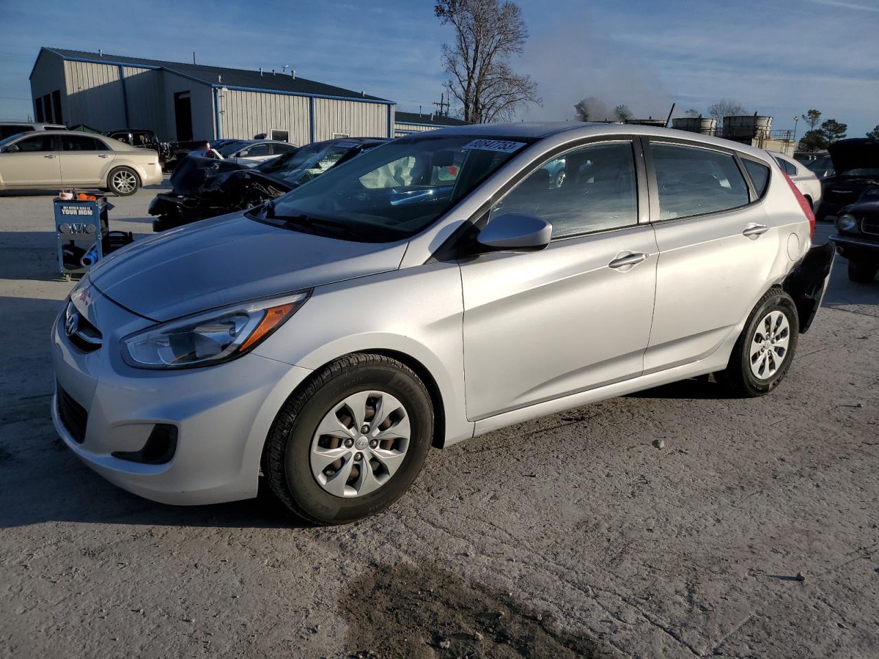 Obraz 1 z 2017 HYUNDAI ACCENT SE 2017 z VIN KMHCT5AE7HU301375