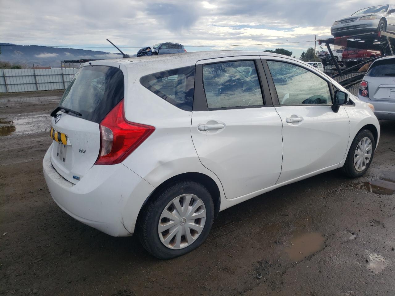 Image 3 of 2015 NISSAN VERSA NOTE S 2015 with VIN 3N1CE2CP8FL352552