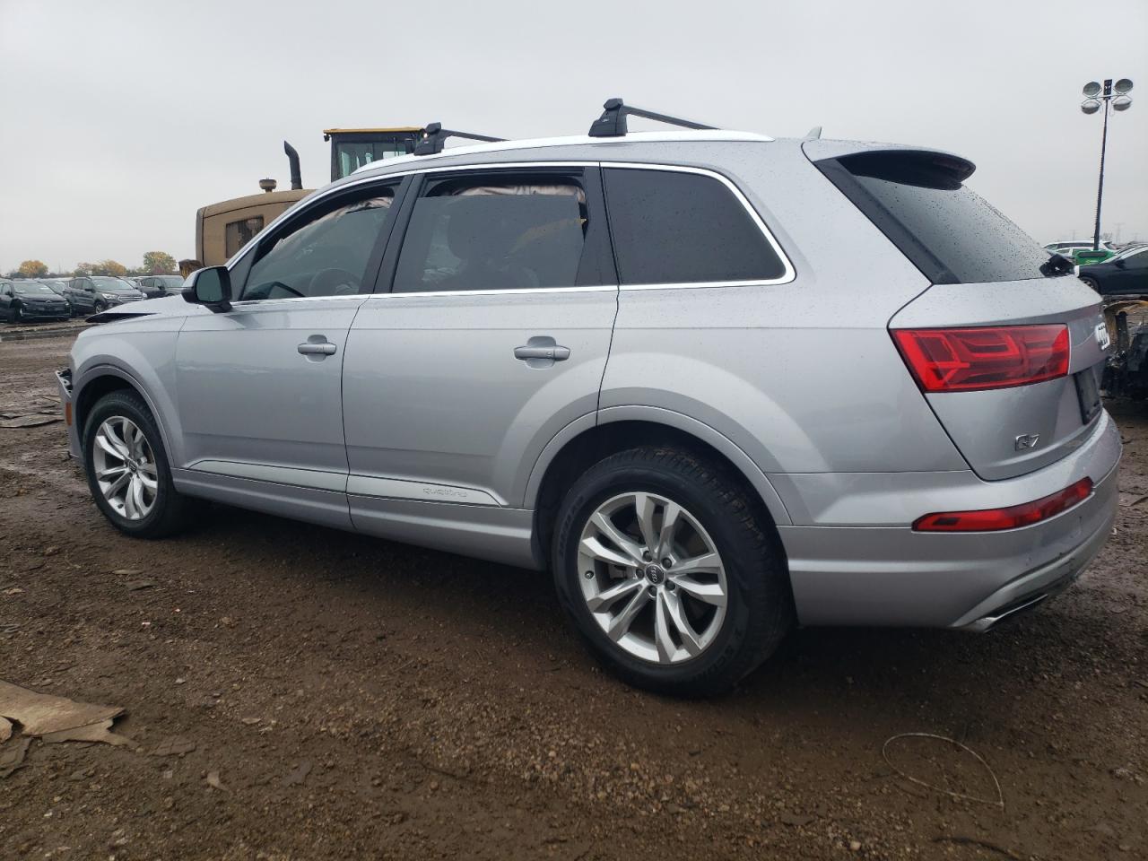 Image 2 of 2017 AUDI Q7 PREMIUM PLUS 2017 with VIN WA1LAAF77HD034813