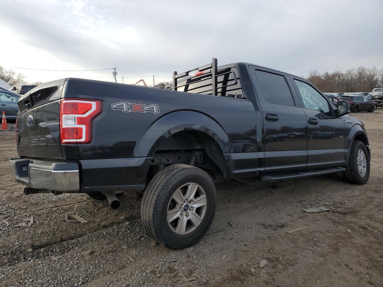 Obraz 3 z 2018 FORD F150 SUPERCREW 2018 z VIN 1FTFW1E50JKF46354