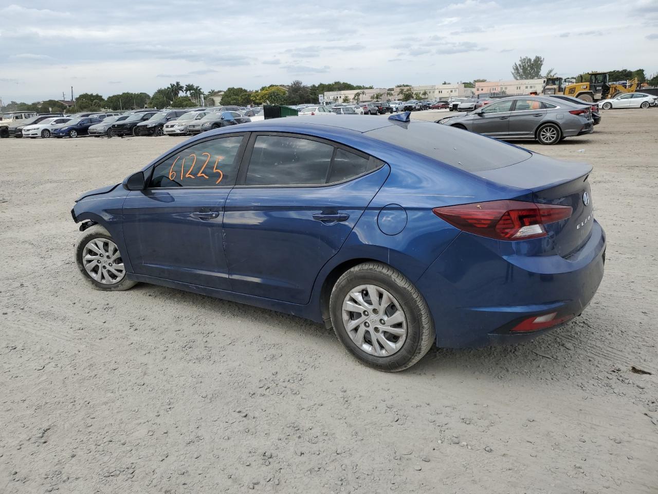 Изображение 2 2019 HYUNDAI ELANTRA SEL 2019 с VIN 5NPD84LF5KH436964
