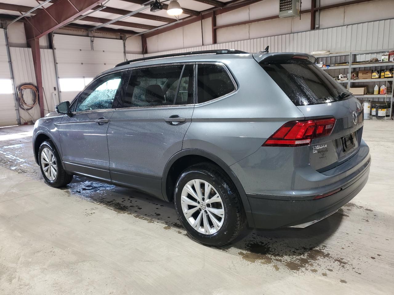 Изображение 2 2019 VOLKSWAGEN TIGUAN SE 2019 с VIN 3VV2B7AXXKM064166