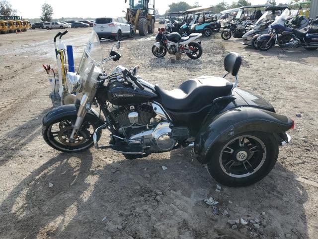 Image 3 of 2016 HARLEY-DAVIDSON FLRT FREE WHEELER 2016 with VIN 1HD1MCM19GB861686