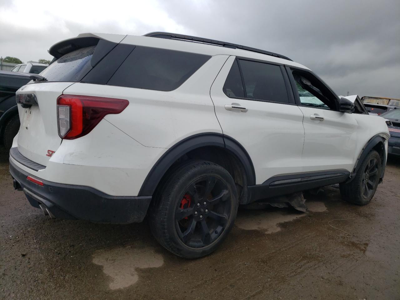 Image 3 of 2020 FORD EXPLORER ST 2020 with VIN 1FM5K8GC1LGA09909
