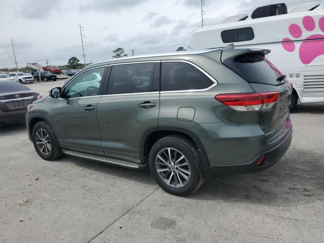 Image 2 of 2018 TOYOTA HIGHLANDER SE 2018 with VIN 5TDKZRFH1JS287069