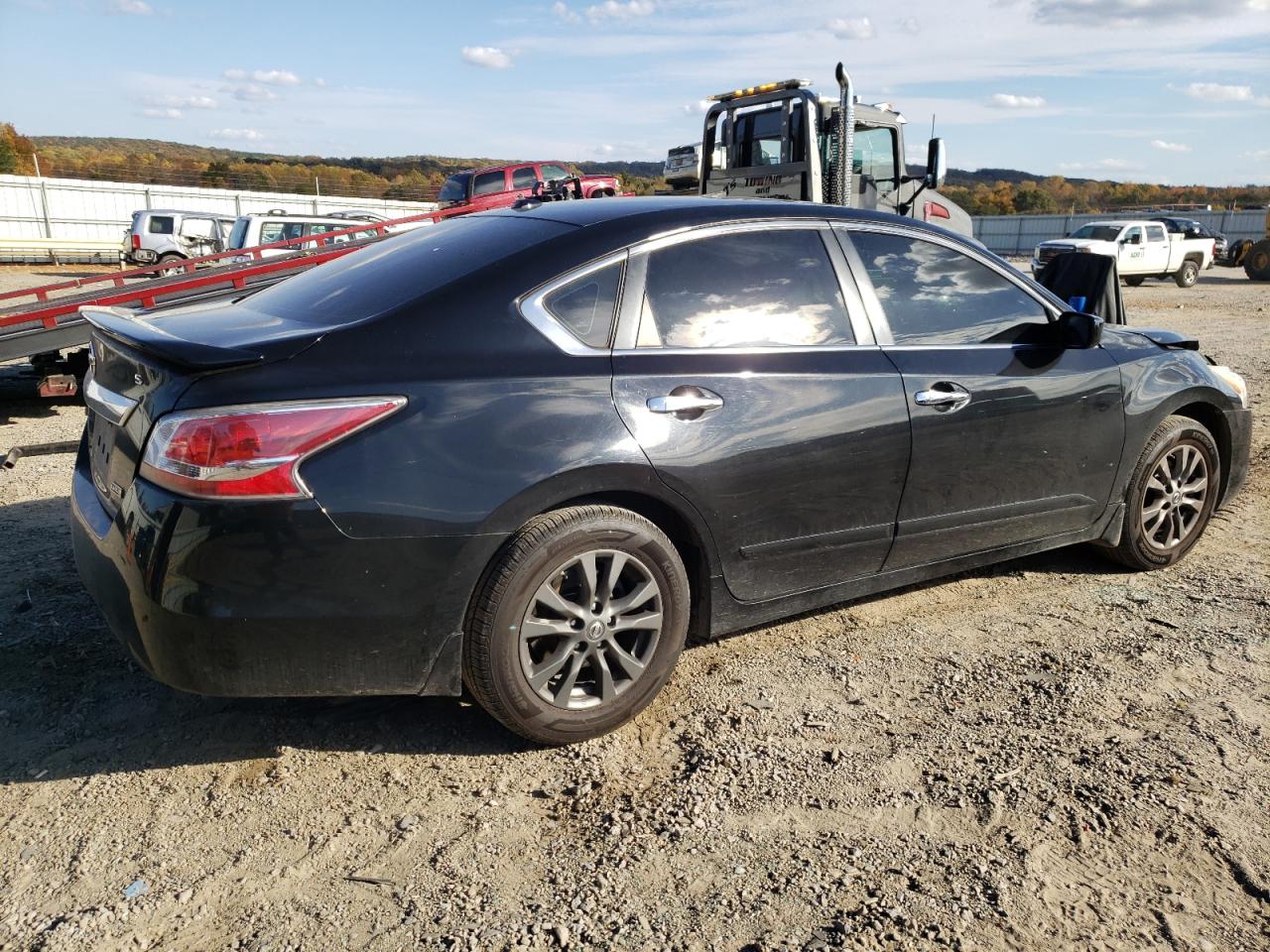 Image 3 of 2015 NISSAN ALTIMA 2.5 2015 with VIN 1N4AL3AP8FN918072