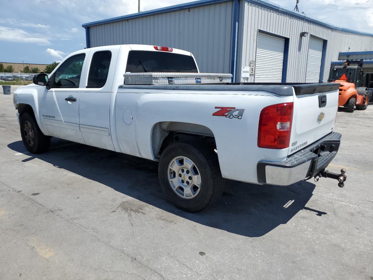 Obraz 2 z 2011 CHEVROLET SILVERADO K1500 LT 2011 z VIN 1GCRKSE37BZ275556