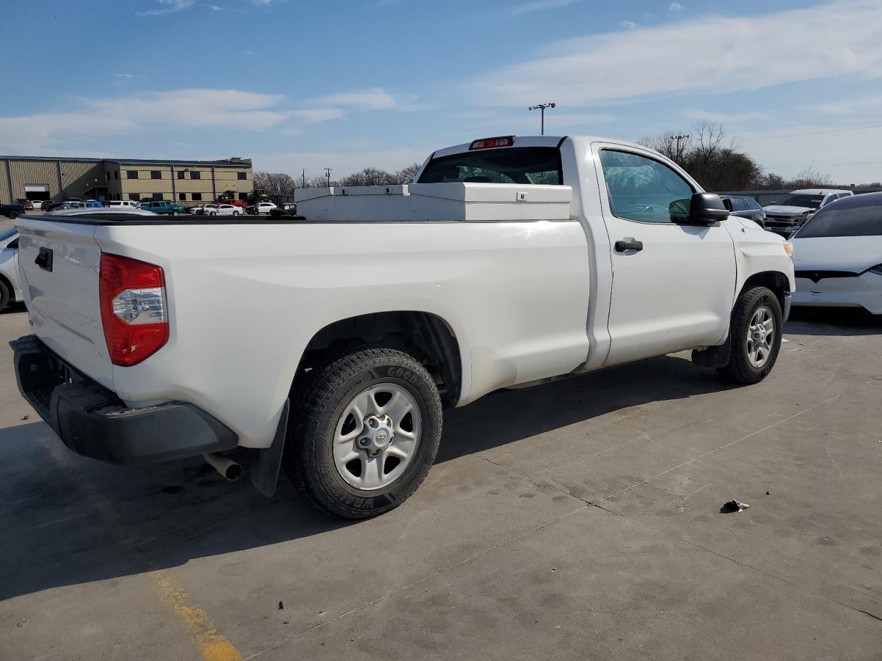 Obraz 3 z 2014 TOYOTA TUNDRA SR 2014 z VIN 5TFNU5F12EX030929