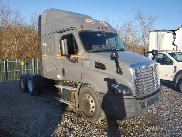 Obraz 2018 FREIGHTLINER CASCADIA 113  2018