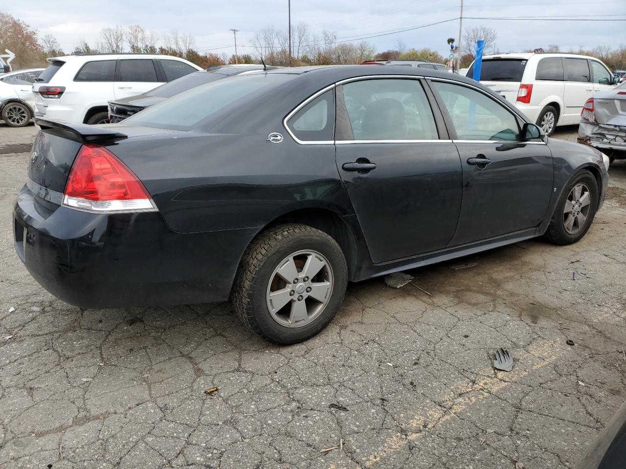 Image 3 of 2009 CHEVROLET IMPALA 1LT 2009 with VIN 2G1WT57N691234878