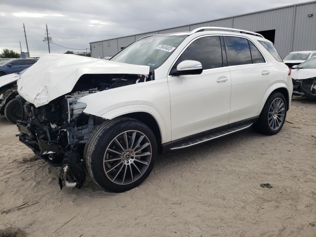 Изображение 1 2022 MERCEDES-BENZ GLE 350 2022 с VIN 4JGFB4JB2NA800467