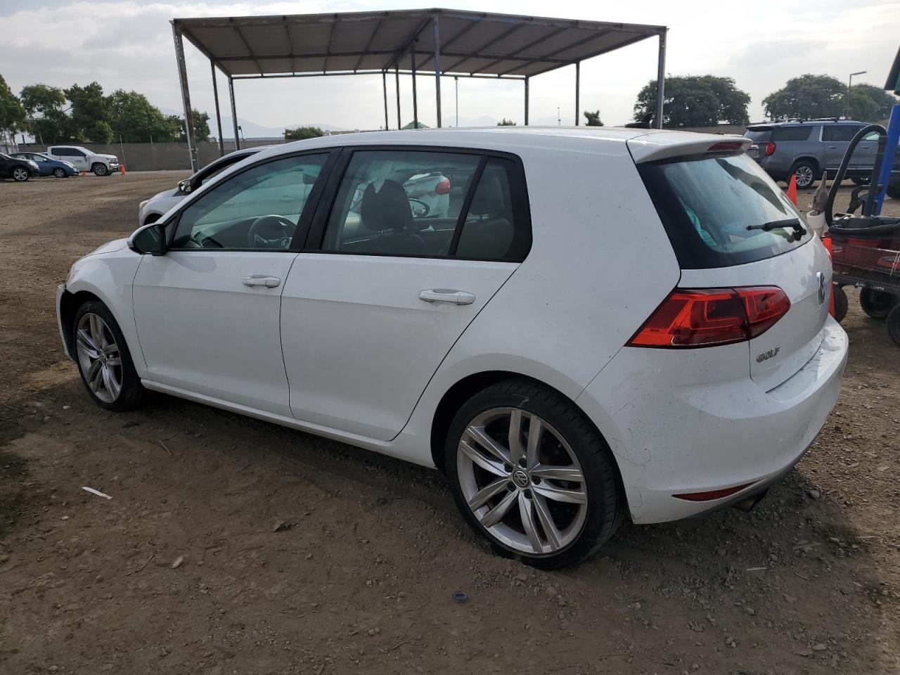 Image 2 of 2015 VOLKSWAGEN GOLF  2015 with VIN 3VW217AU8FM014425