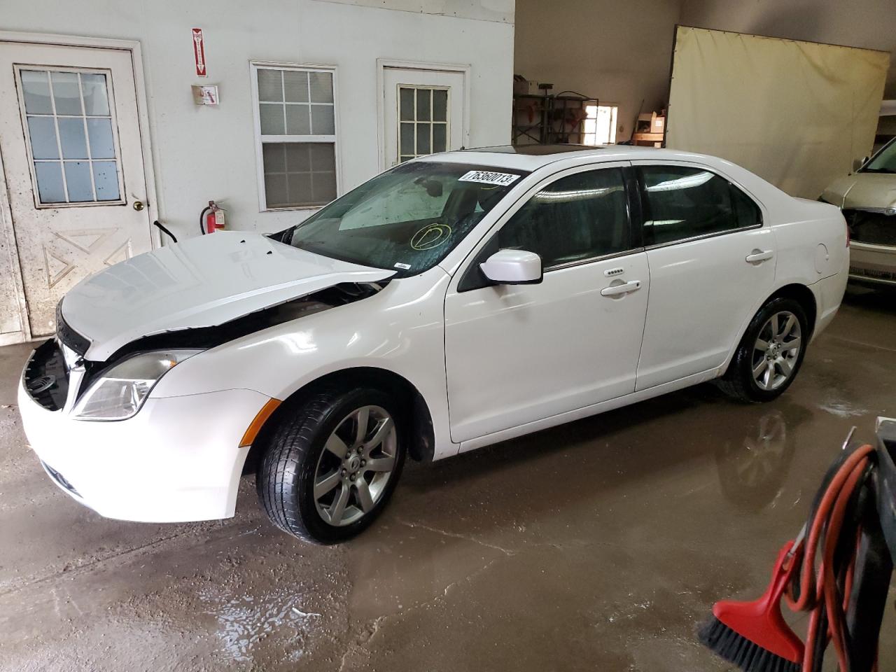 Изображение 1 Mercury Milan Premier 2011 с VIN 3MEHM0JG1BR605889