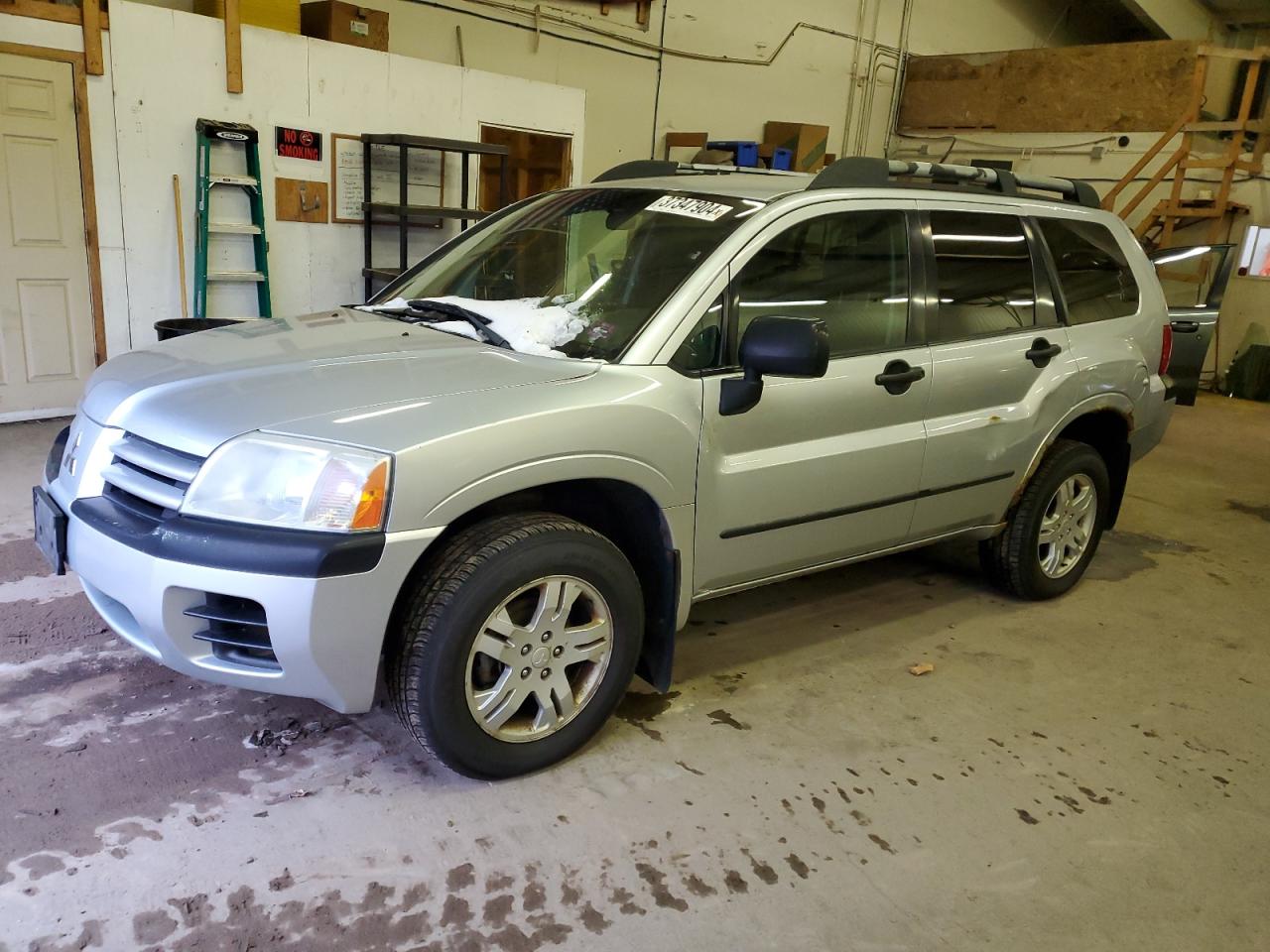 2004 MITSUBISHI ENDEAVOR LS 2004 image
