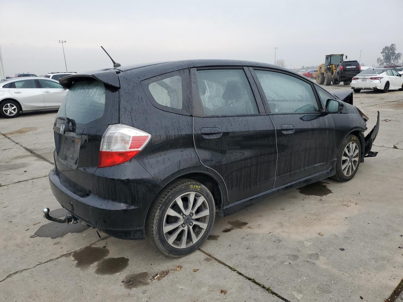 Image 3 of 2013 HONDA FIT SPORT 2013 with VIN JHMGE8H5XDC054889