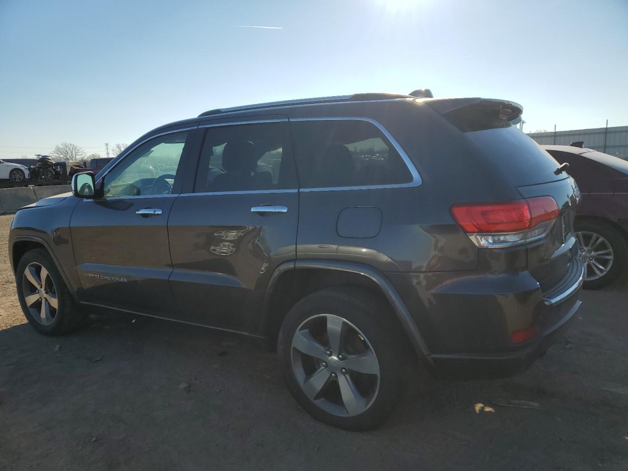 Image 2 of 2015 JEEP GRAND CHEROKEE OVERLAND 2015 with VIN 1C4RJECG3FC841280
