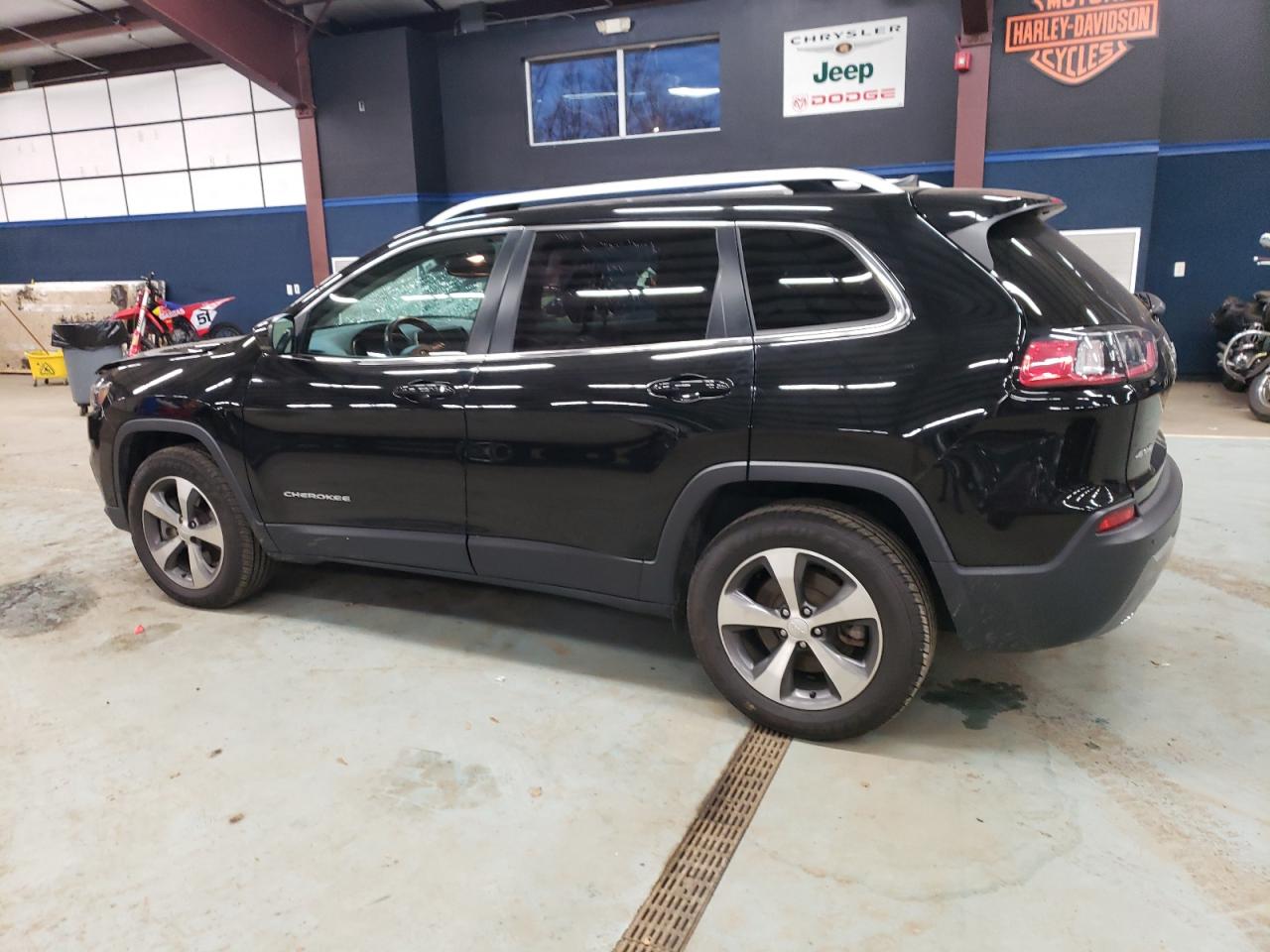 Obraz 2 z 2020 JEEP CHEROKEE LIMITED 2020 z VIN 1C4PJMDX3LD637164