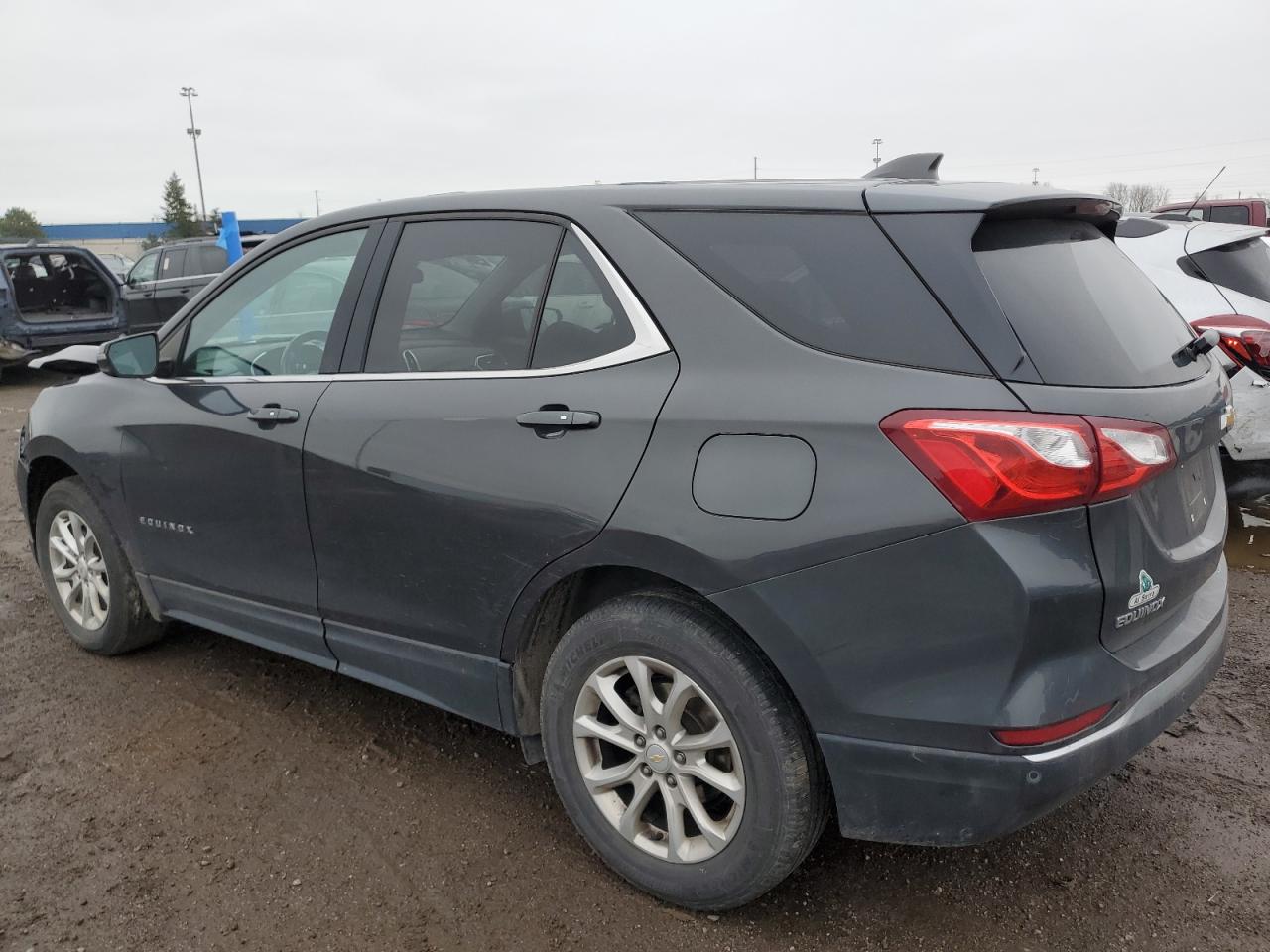 Obraz 2 z 2019 CHEVROLET EQUINOX LT 2019 z VIN 2GNAXKEV0K6139076