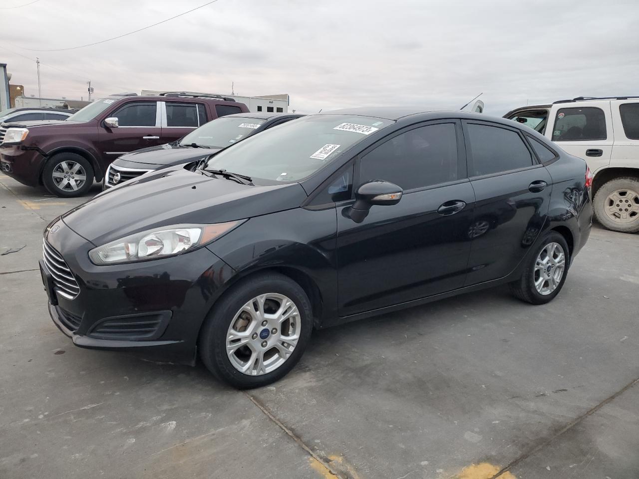 Изображение 1 2015 FORD FIESTA SE 2015 с VIN 3FADP4BJ8FM224526