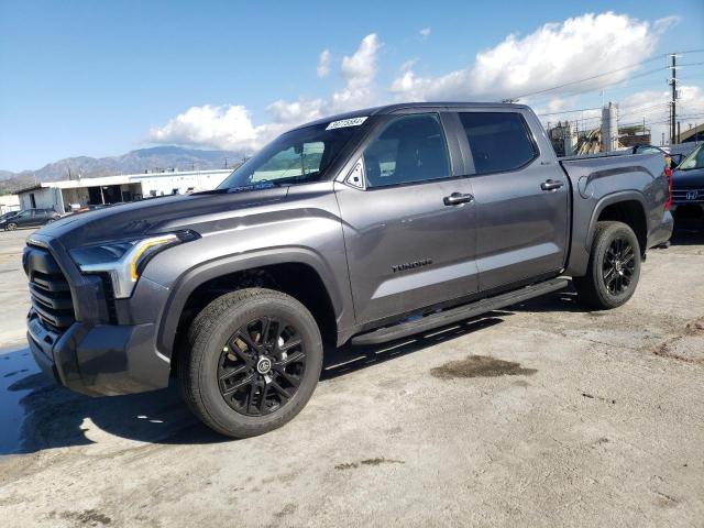 Obraz 1 z 2024 TOYOTA TUNDRA CREWMAX LIMITED 2024 z VIN 5TFWC5DBXRX054226