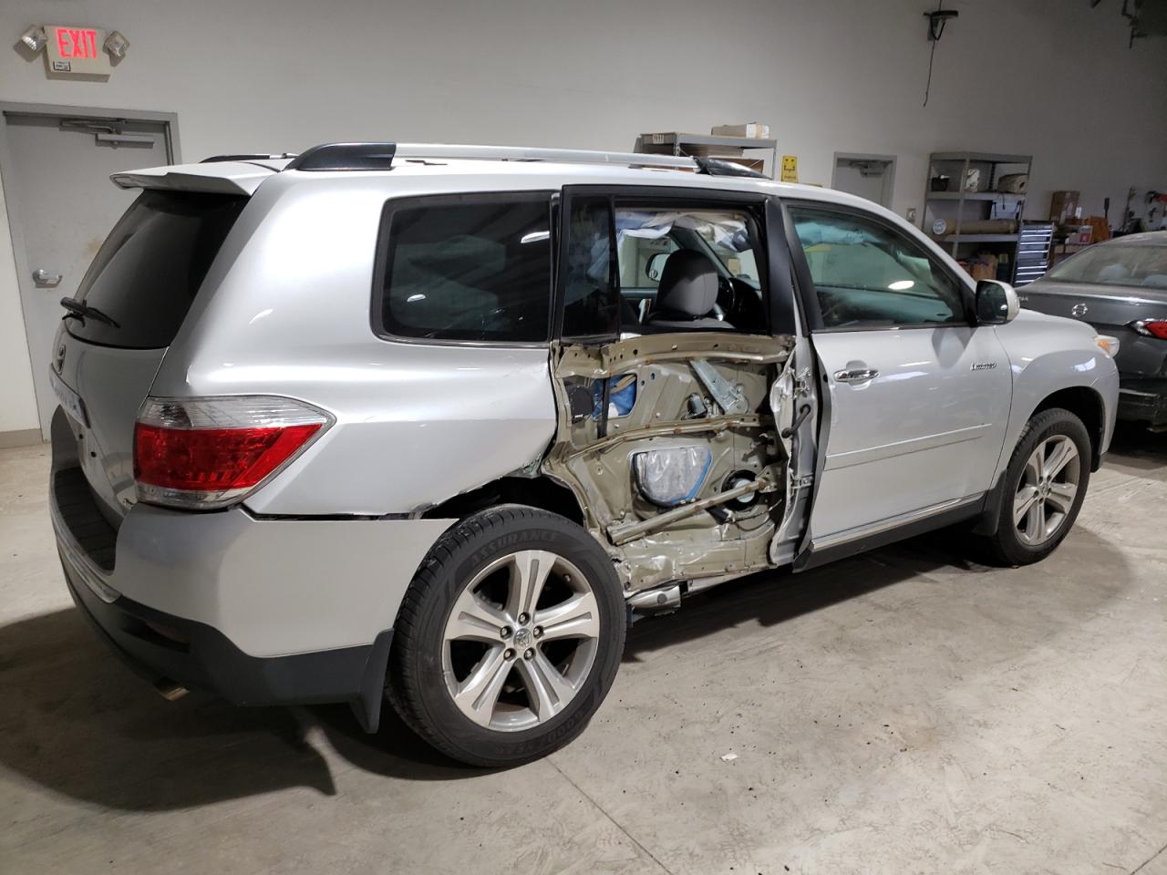 Obraz 3 z 2013 TOYOTA HIGHLANDER LIMITED 2013 z VIN 5TDDK3EH3DS277188