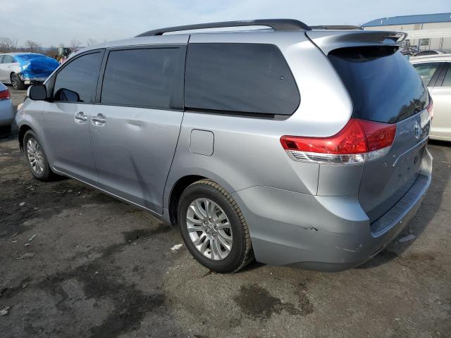 Изображение 2 2011 TOYOTA SIENNA XLE 2011 с VIN 5TDYK3DC9BS007046