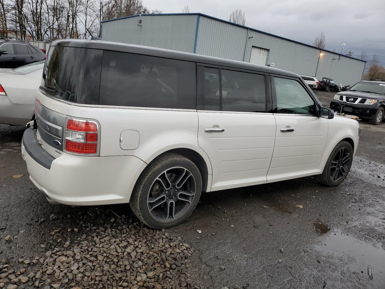 Image 3 of 2013 FORD FLEX LIMITED 2013 with VIN 2FMHK6DT9DBD02018