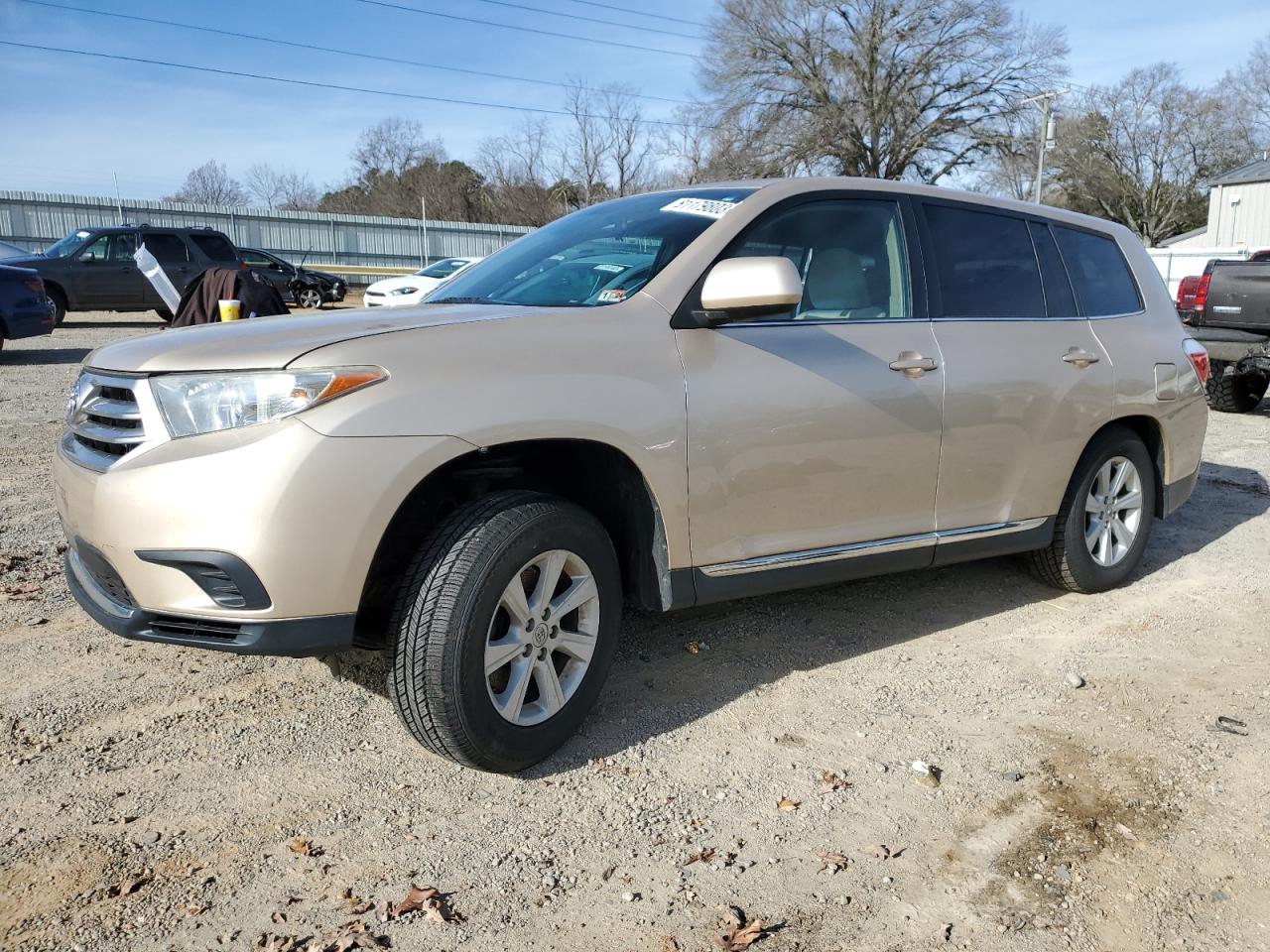 Изображение 2013 TOYOTA HIGHLANDER BASE 2013