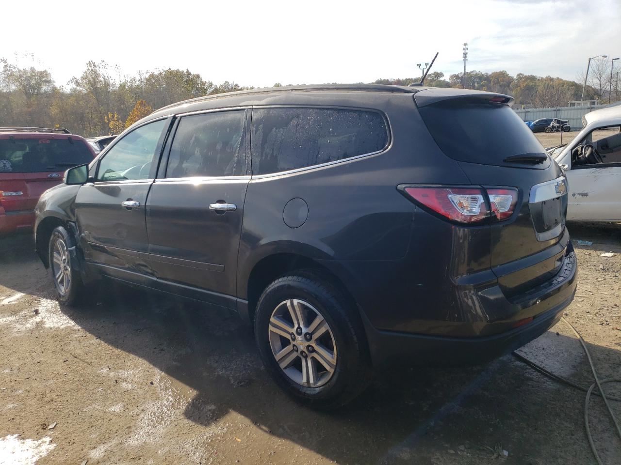 Obraz 2 z 2015 CHEVROLET TRAVERSE LT 2015 z VIN 1GNKRHKD3FJ126375